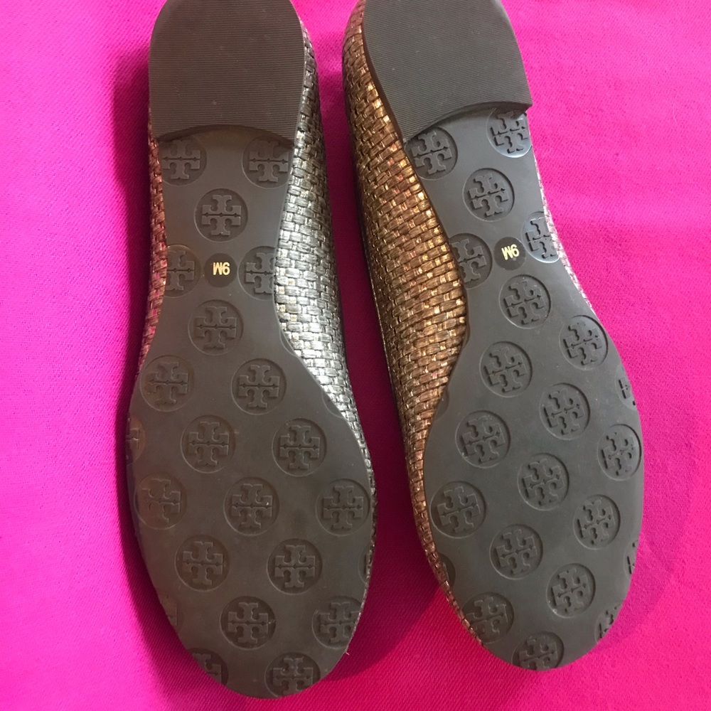 🎉HOST PICK🎉 Tory Burch Woven Metallic Ballet Flat - Picture 4 of 6